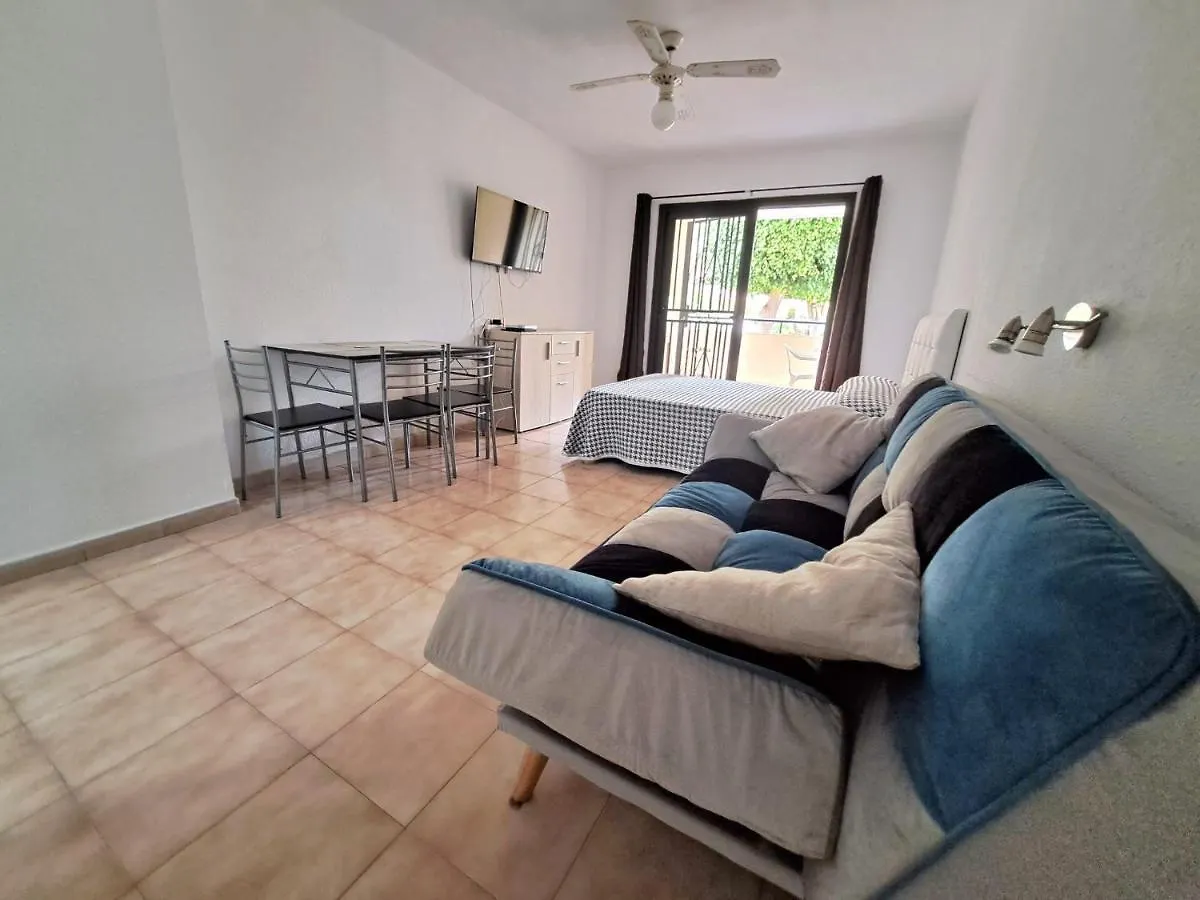Bonito Estudio En Los Cristianos En Complejo Con Piscina Y Cerca De Playa Apartamento Los Cristianos (Tenerife)